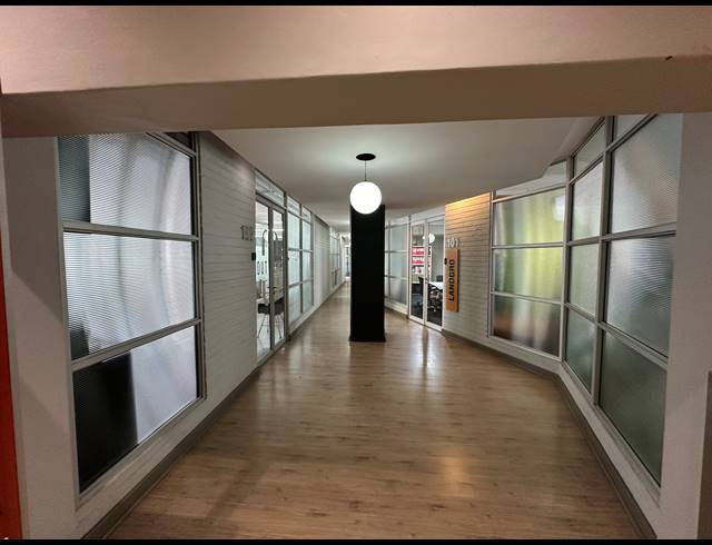 139M² OFFICE TO LET IN GARDENS